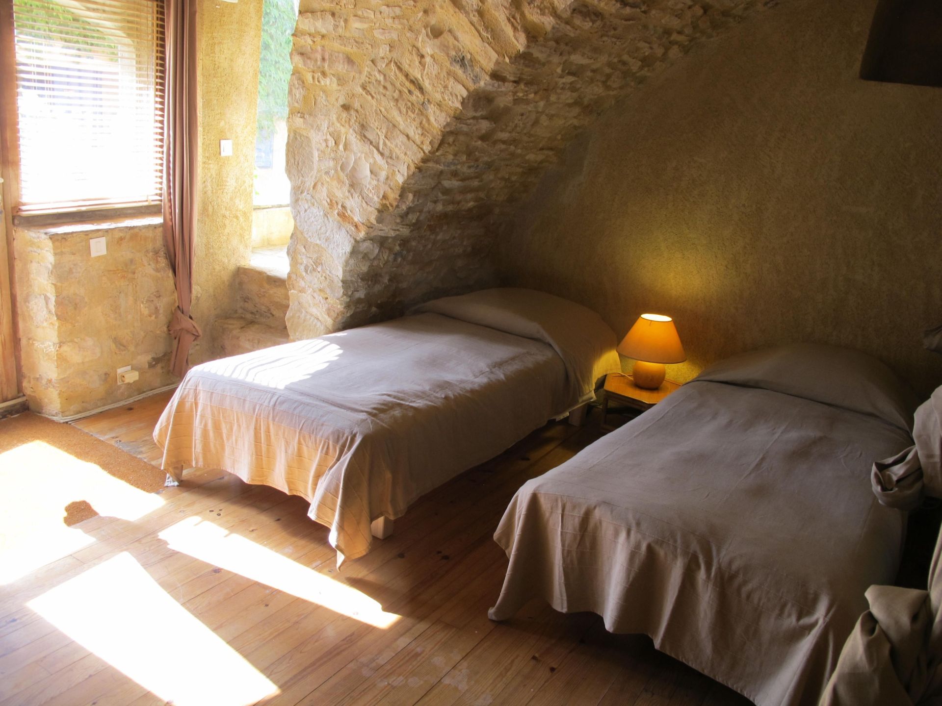 maison de luxe 13 Pièces en vente sur MONTPEYROUX (34150)