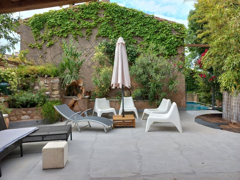 maison de luxe 13 Pièces en vente sur MONTPEYROUX (34150)