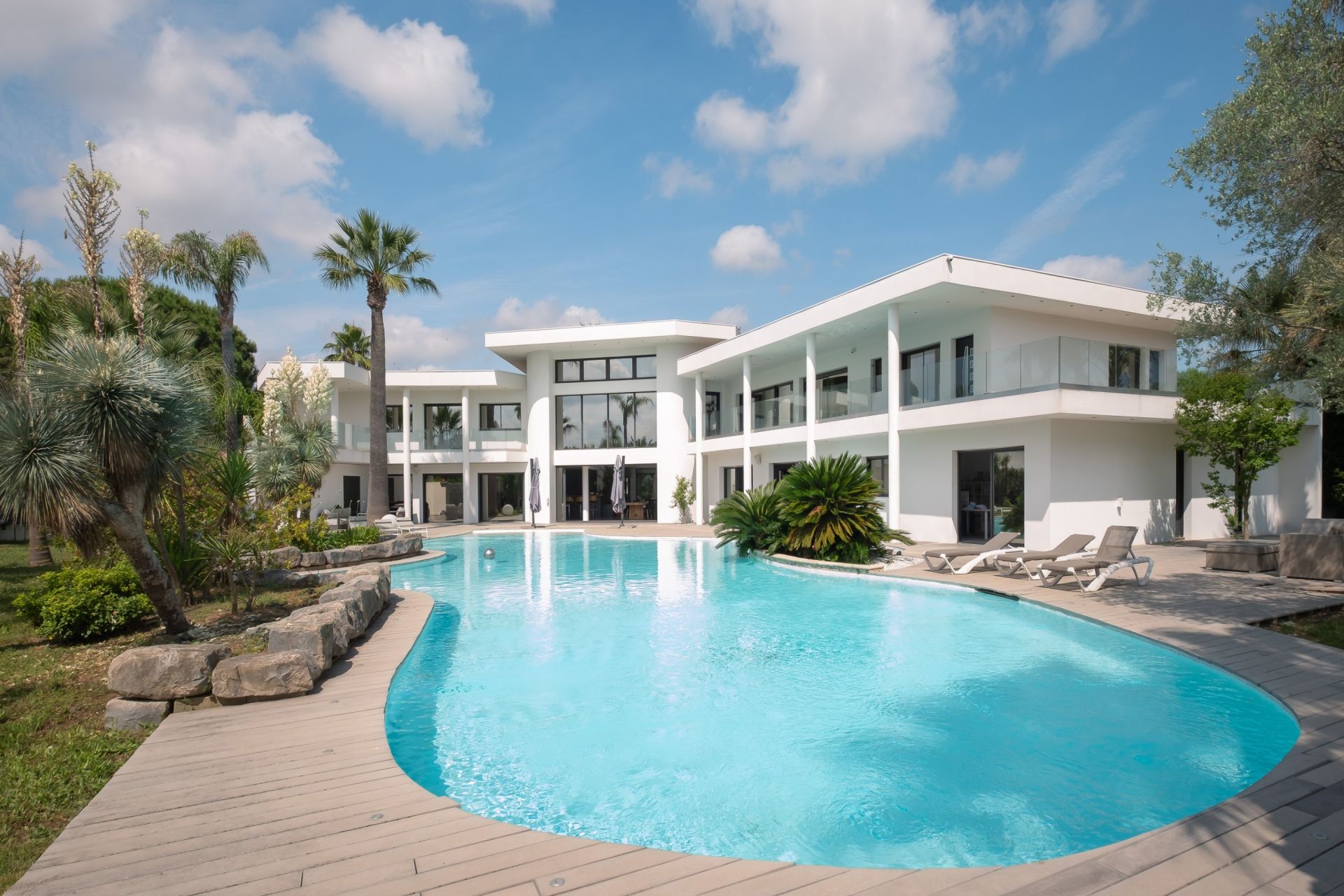 propriété de luxe 14 Pièces en vente sur BAILLARGUES (34670)