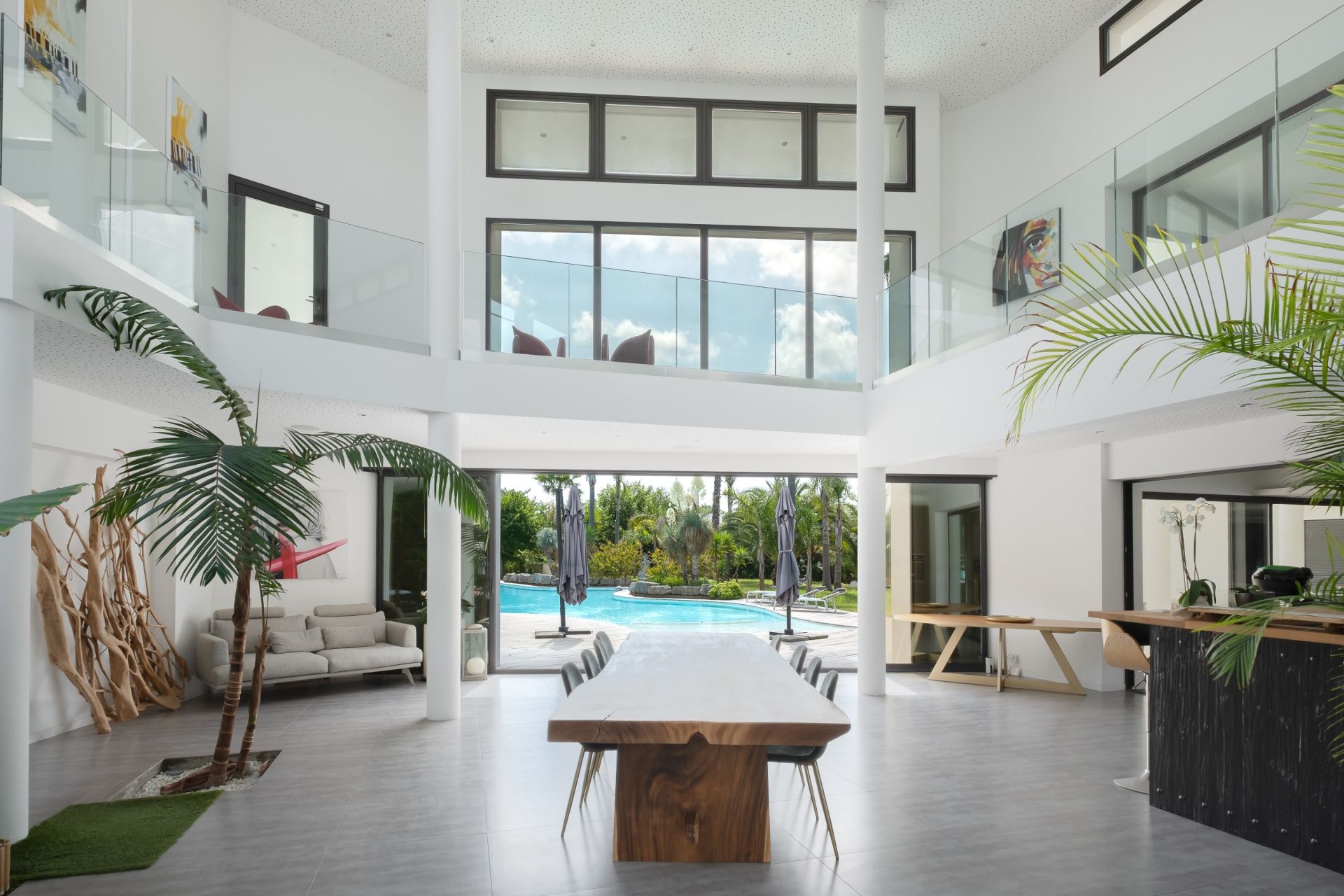 luxury property 14 Rooms for sale on BAILLARGUES (34670)