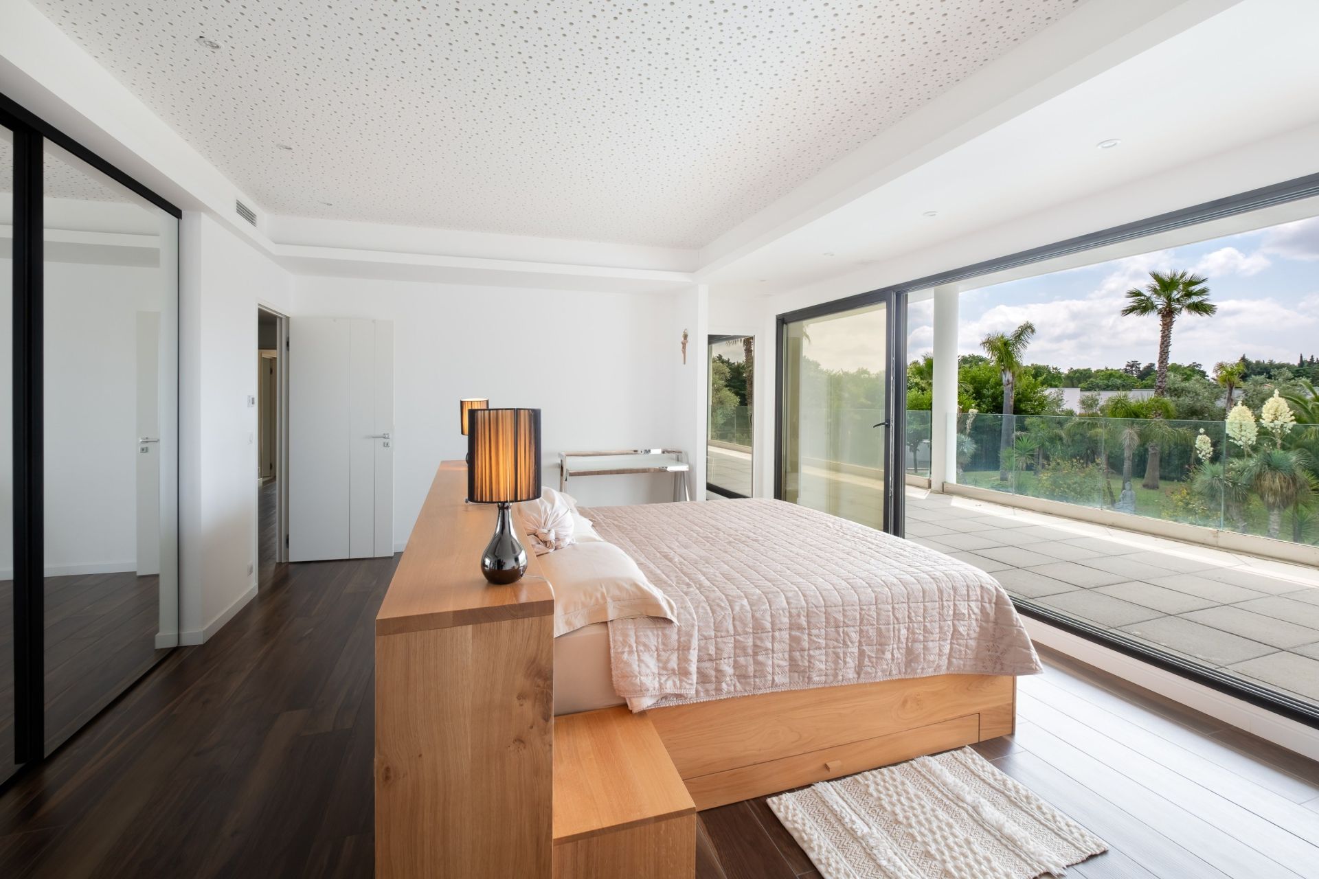 luxury property 14 Rooms for sale on BAILLARGUES (34670)