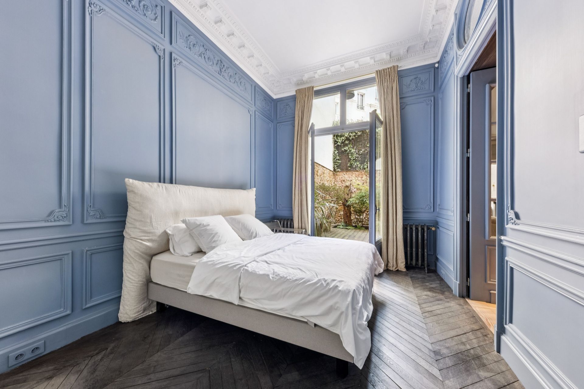 mansion (hôtel particulier) 15 Rooms for sale on PARIS (75017)