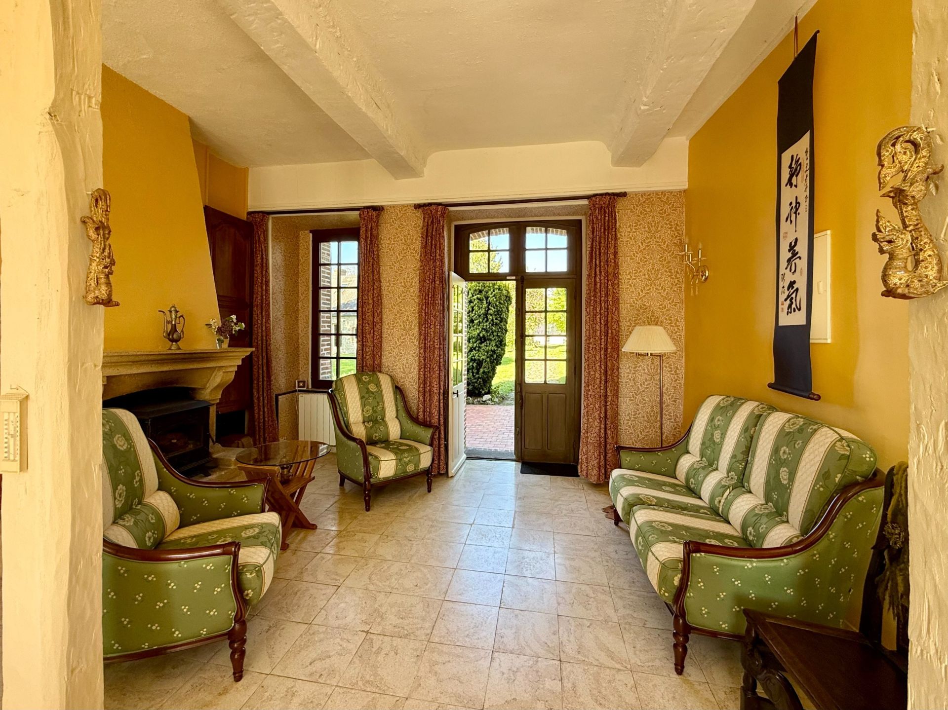 luxury house 6 Rooms for sale on HAUSSEZ (76440)