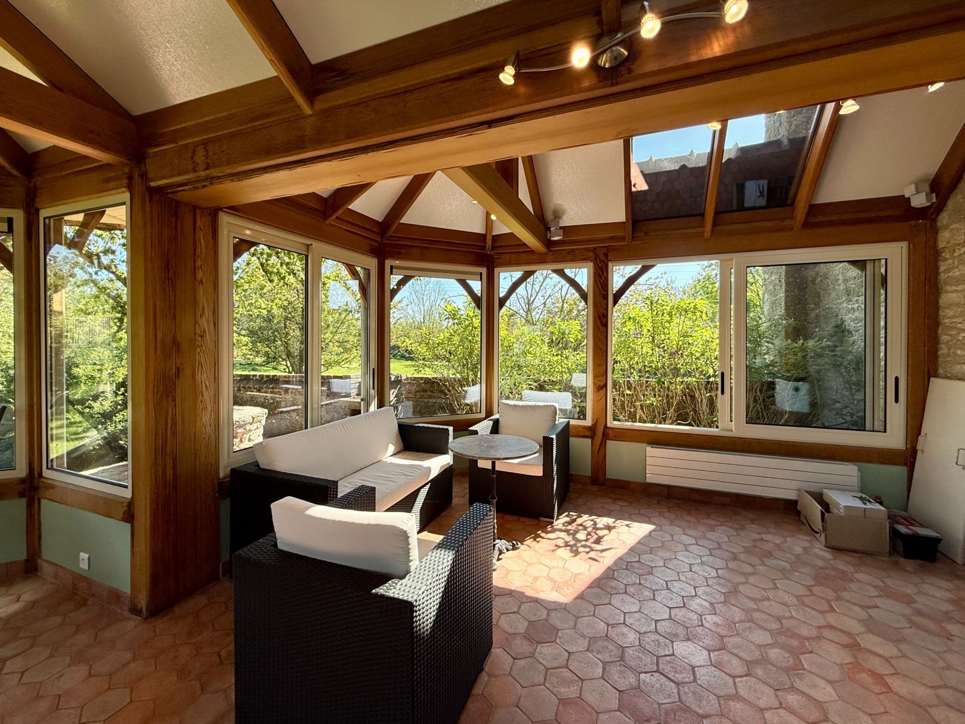 luxury house 6 Rooms for sale on HAUSSEZ (76440)