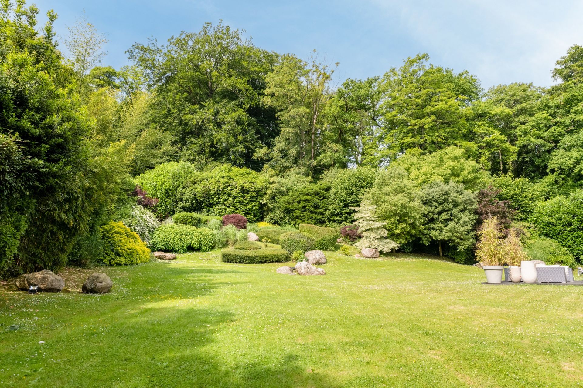 luxury house 7 Rooms for sale on BIHOREL (76420)