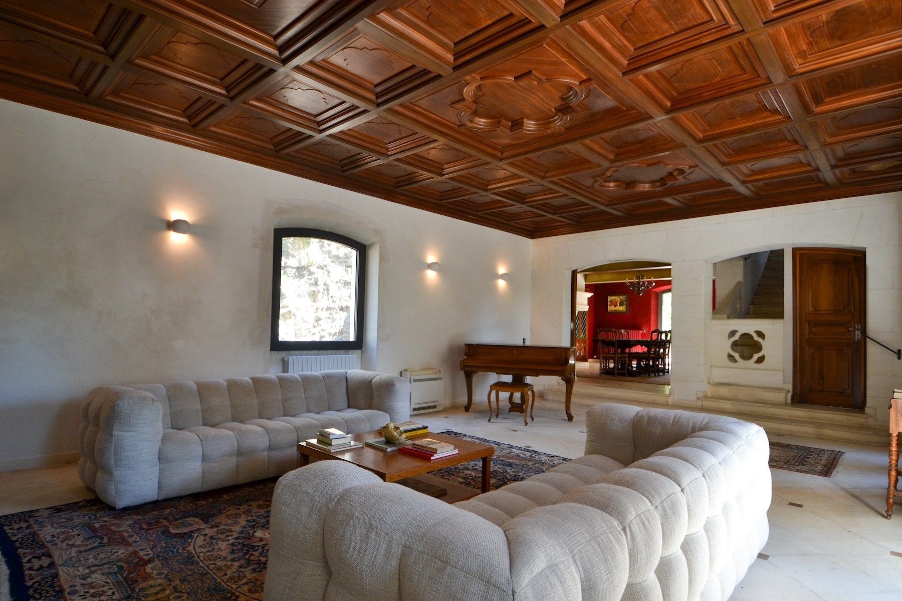 luxury house 9 Rooms for sale on BEAUCAIRE (30300)