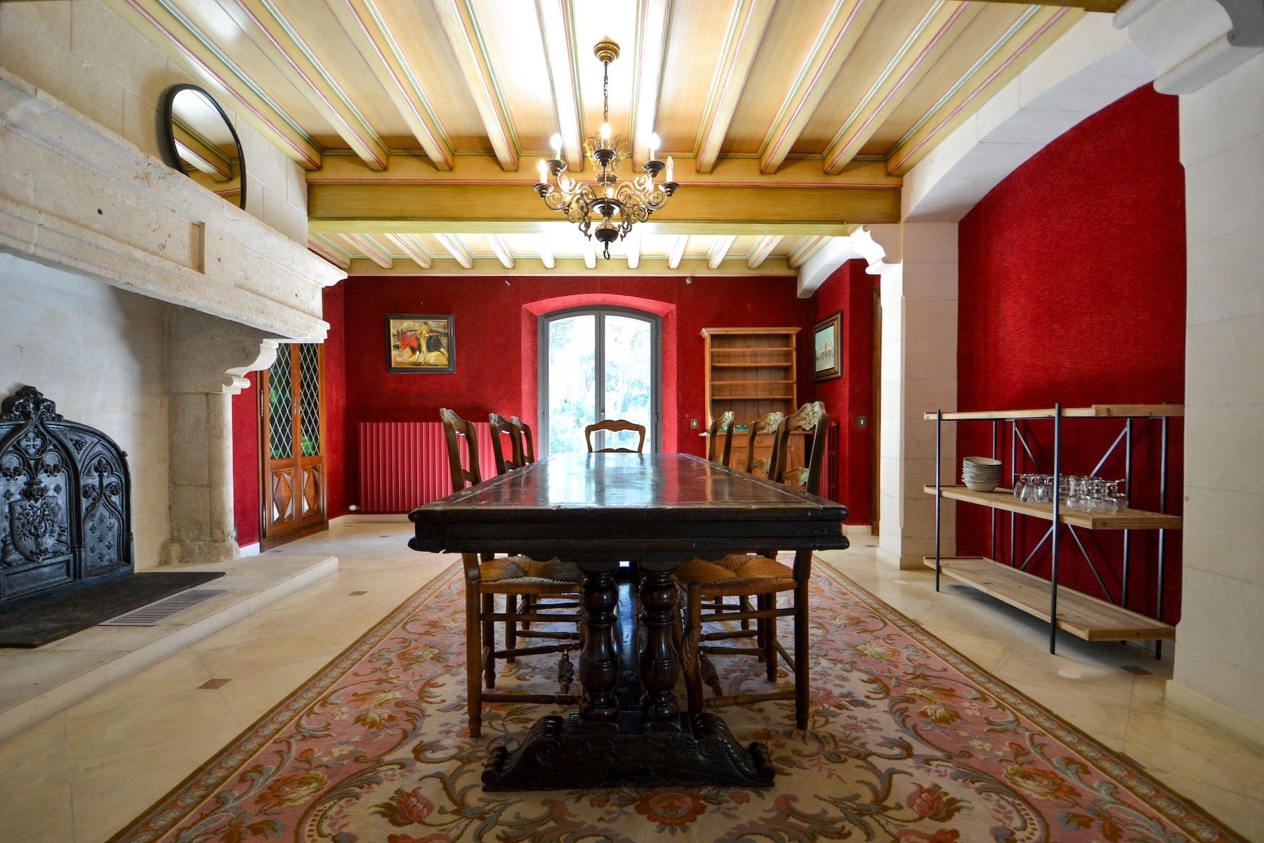 luxury house 9 Rooms for sale on BEAUCAIRE (30300)