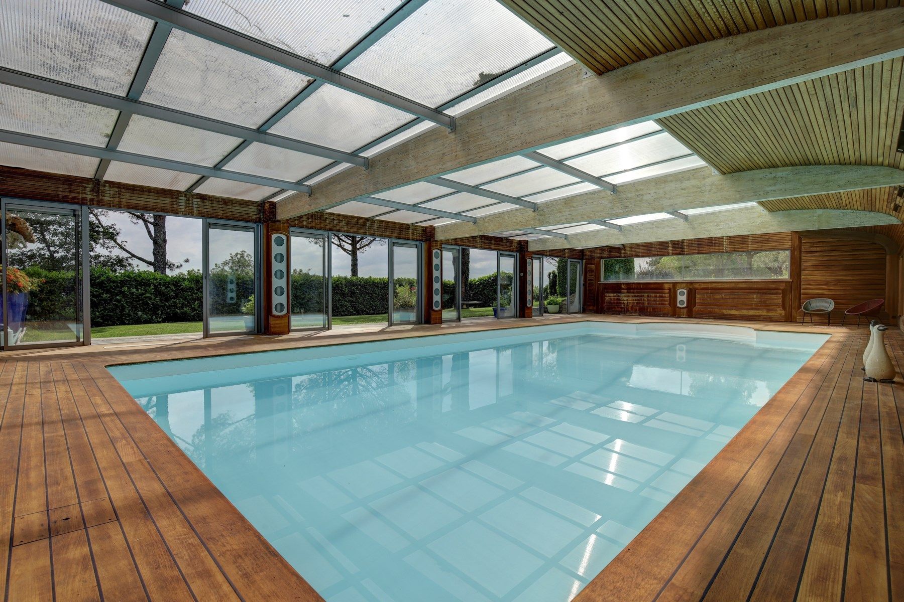luxury house 10 Rooms for sale on CASTRES (81100)