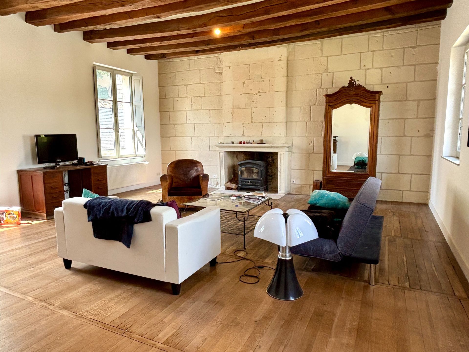 luxury house 10 Rooms for sale on BEAULIEU LES LOCHES (37600)