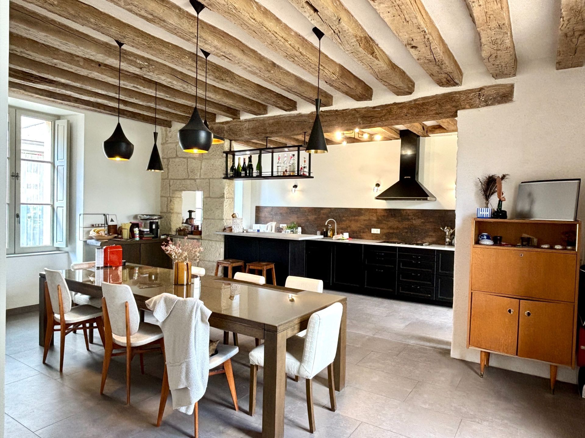 luxury house 10 Rooms for sale on BEAULIEU LES LOCHES (37600)