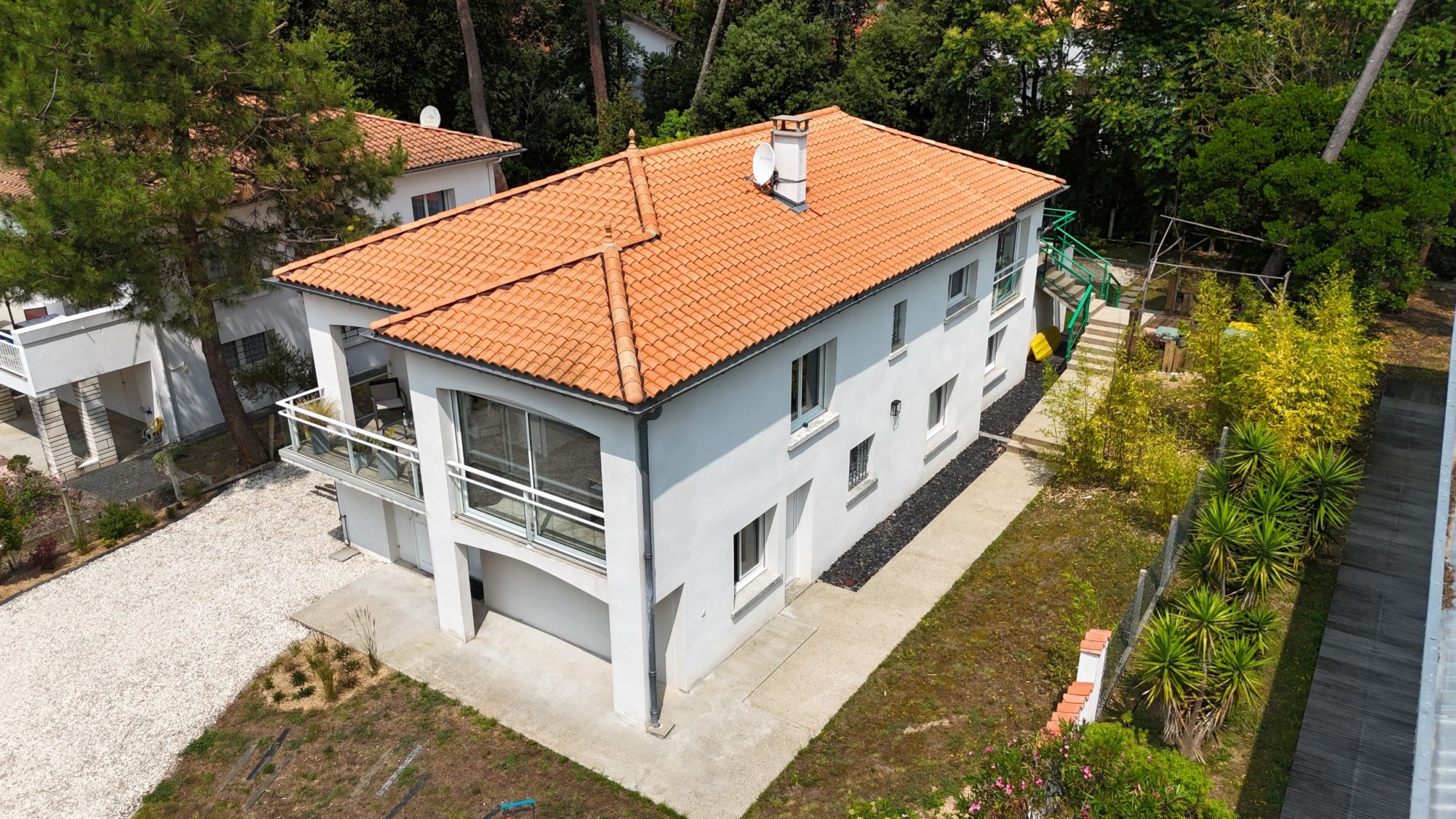 maison de luxe 9 Pièces en vente sur ST GEORGES DE DIDONNE (17110)