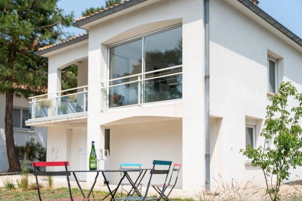 Sale Luxury house Saint-Georges-de-Didonne 9&nbsp;Rooms 220&nbsp;m²