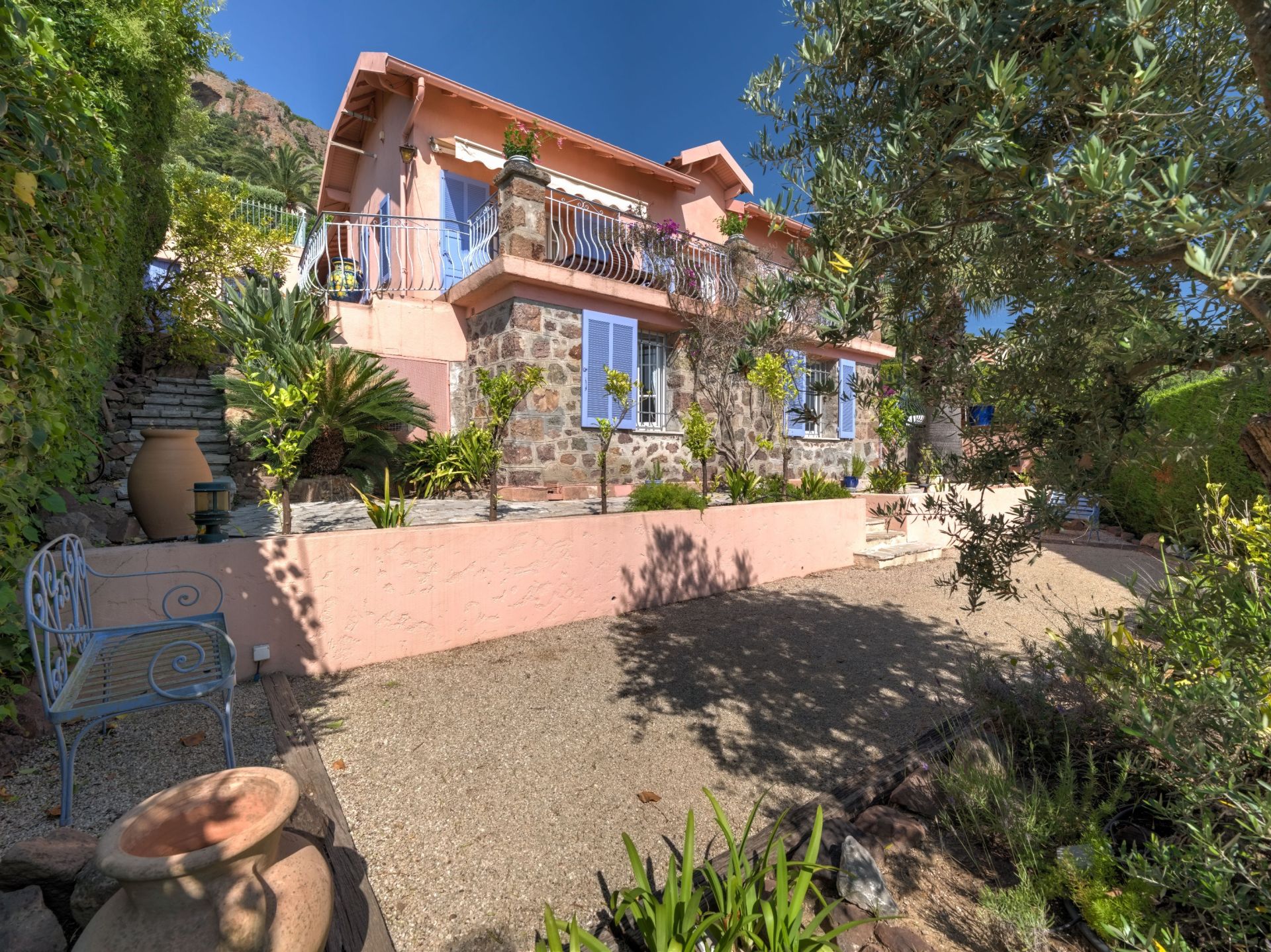 maison provençale de luxe 6 Pièces en vente sur THEOULE SUR MER (06590)
