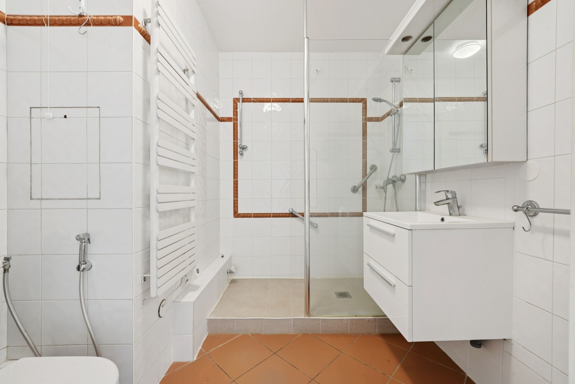 luxury apartment 4 Rooms for sale on PARIS (75017)