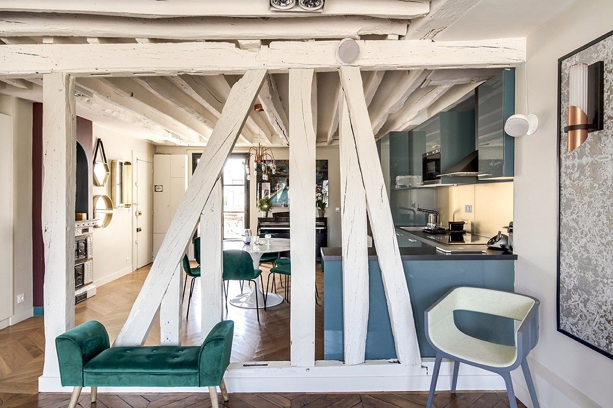 luxury apartment 2 Rooms for sale on PARIS (75004)