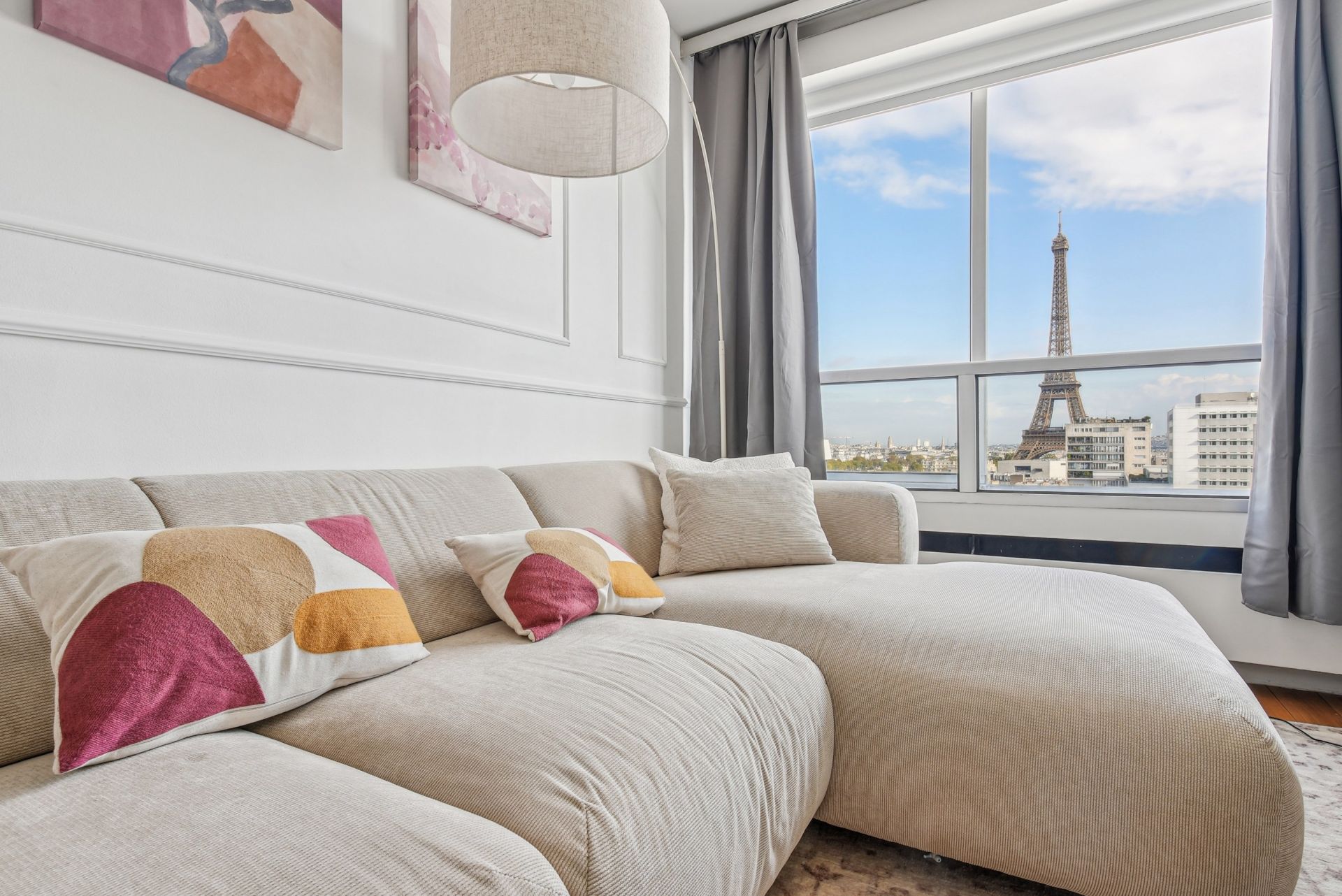 luxury apartment 2 Rooms for sale on PARIS (75015)