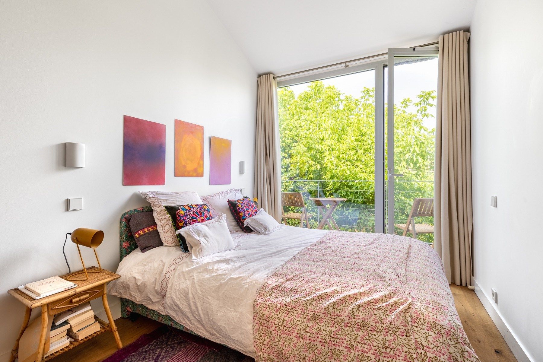 luxury house 6 Rooms for sale on BORDEAUX (33000)