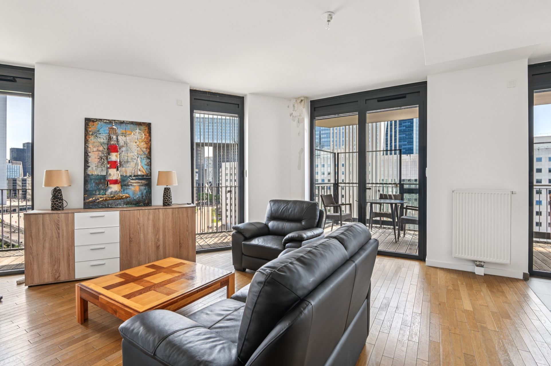 luxury apartment 4 Rooms for sale on NANTERRE (92000)