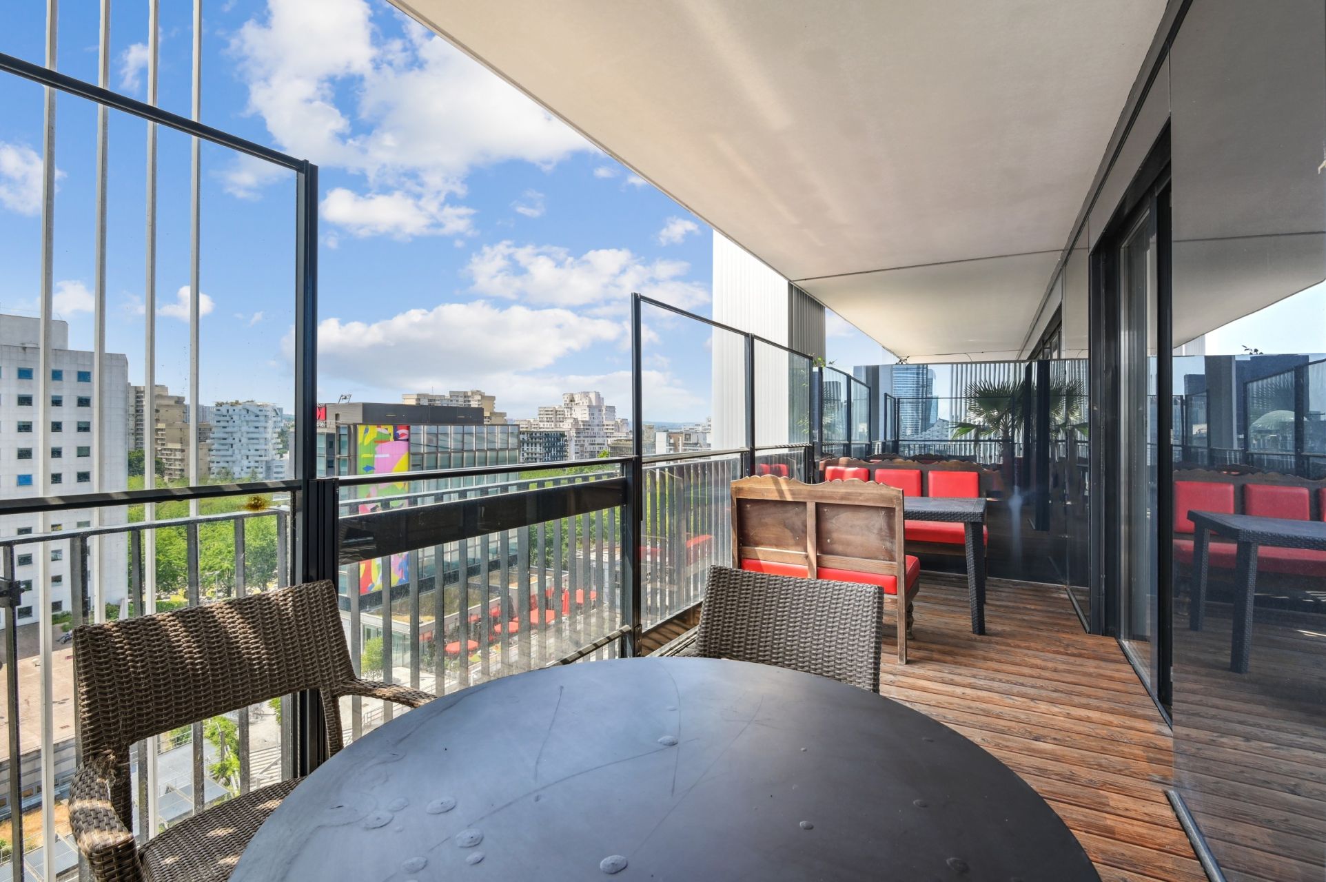 luxury apartment 4 Rooms for sale on NANTERRE (92000)