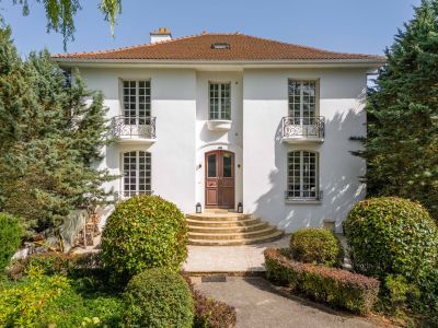 Sale Luxury house Divonne-les-Bains 8 Rooms 350 m²