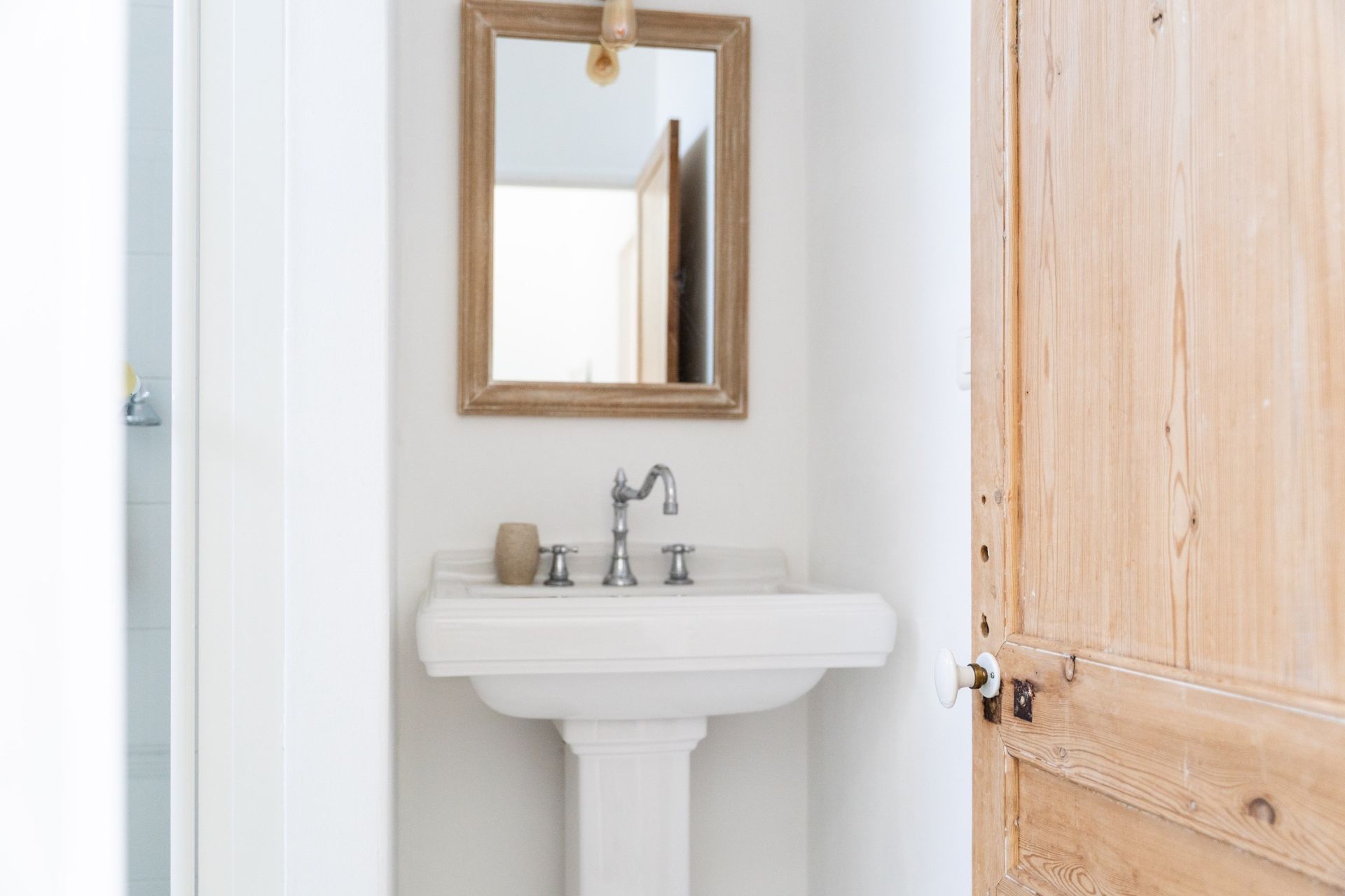 luxury house 10 Rooms for sale on RIVEDOUX PLAGE (17940)