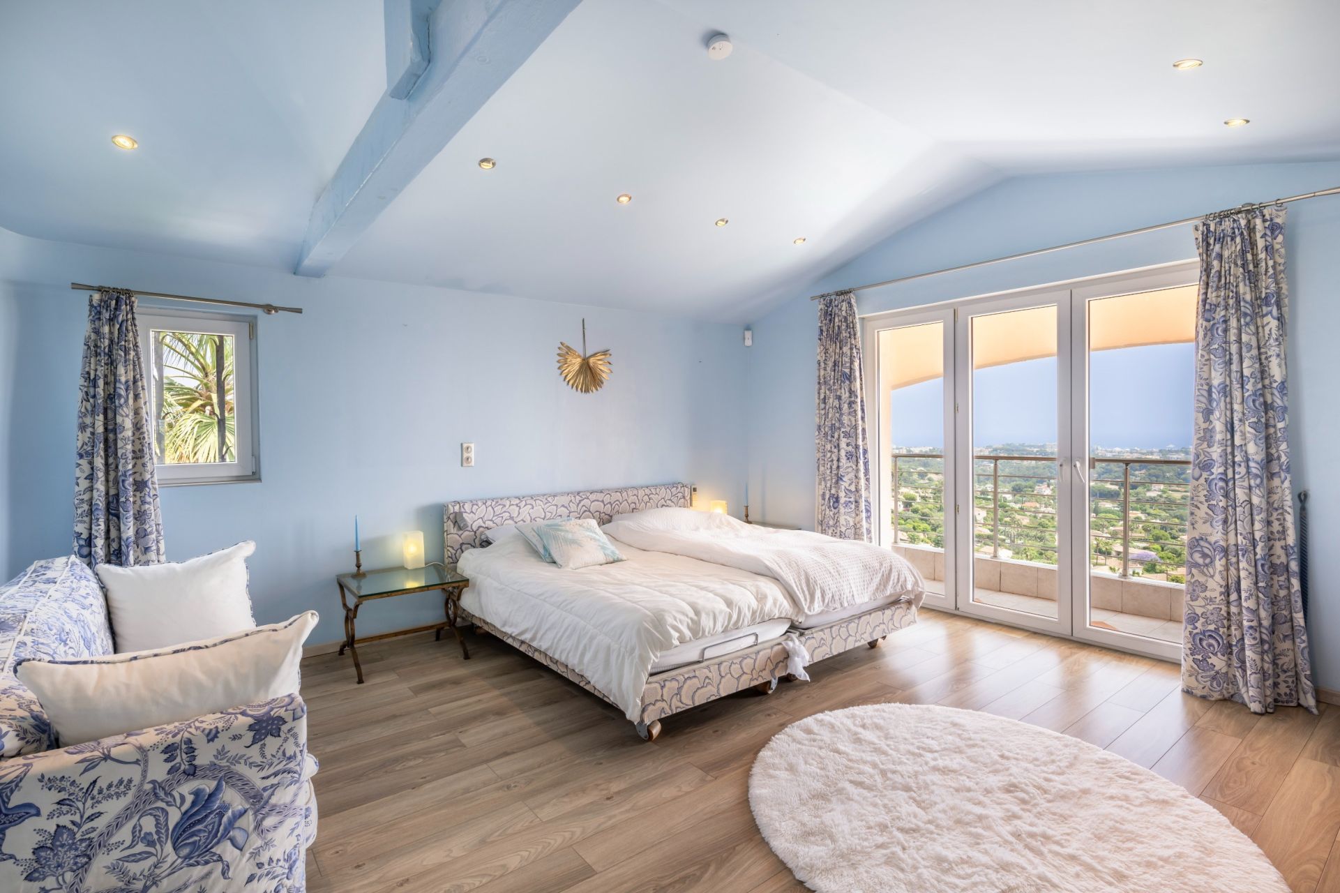 villa de luxe 13 Pièces en vente sur VALLAURIS (06220)