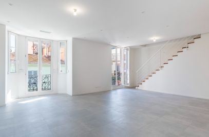 Sale Penthouse Roquebrune-Cap-Martin 5 Rooms 102 m²