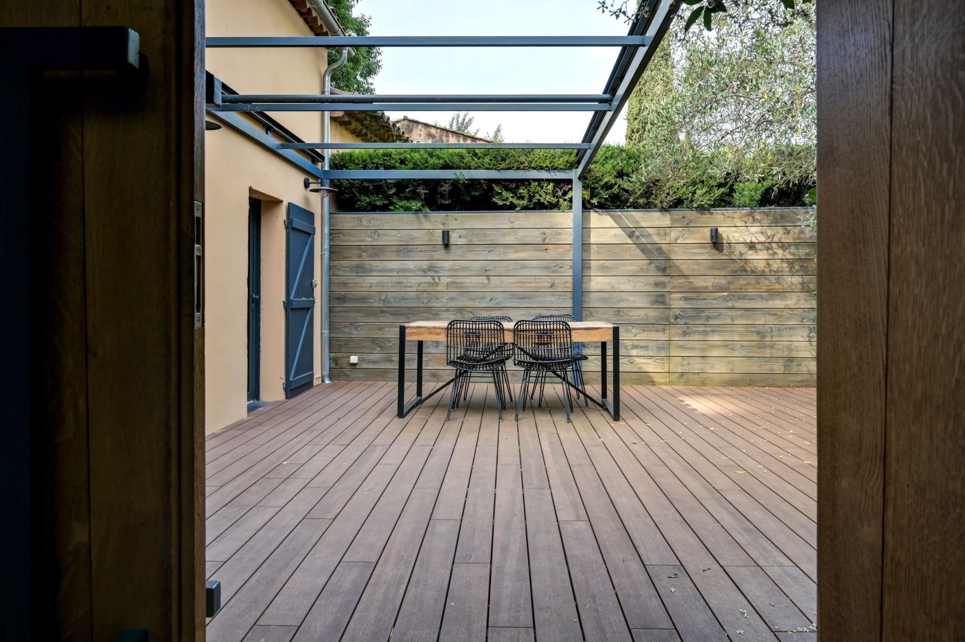 luxury house 5 Rooms for sale on AIX EN PROVENCE (13100)