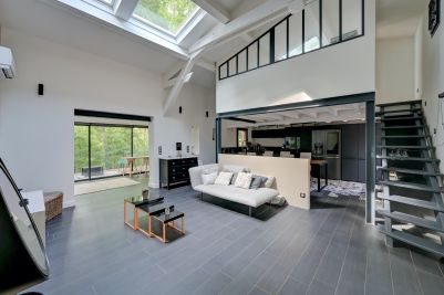 Sale Luxury house Aix-en-Provence 5 Rooms 125 m²