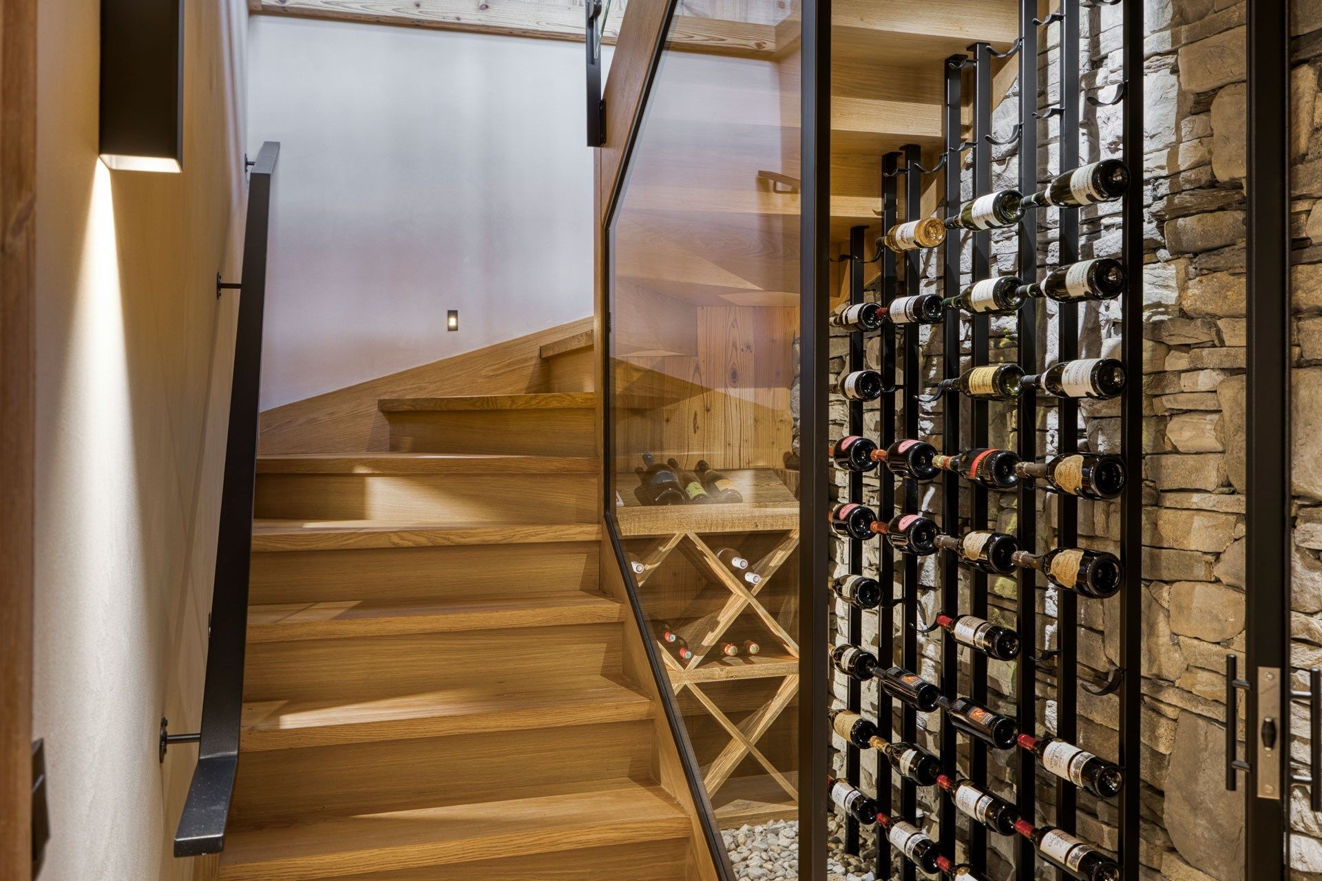 luxury chalet 7 Rooms for seasonal rent on COMBLOUX (74920)