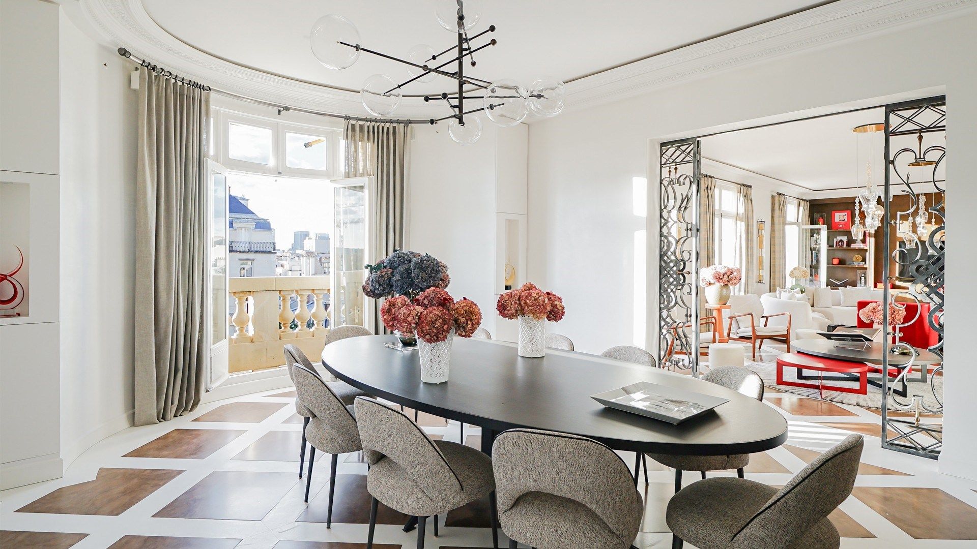 luxury apartment 7 Rooms for sale on NEUILLY SUR SEINE (92200)