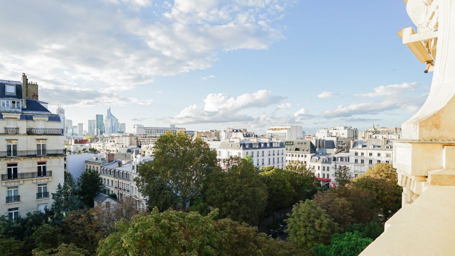 luxury apartment 7 Rooms for sale on NEUILLY SUR SEINE (92200)