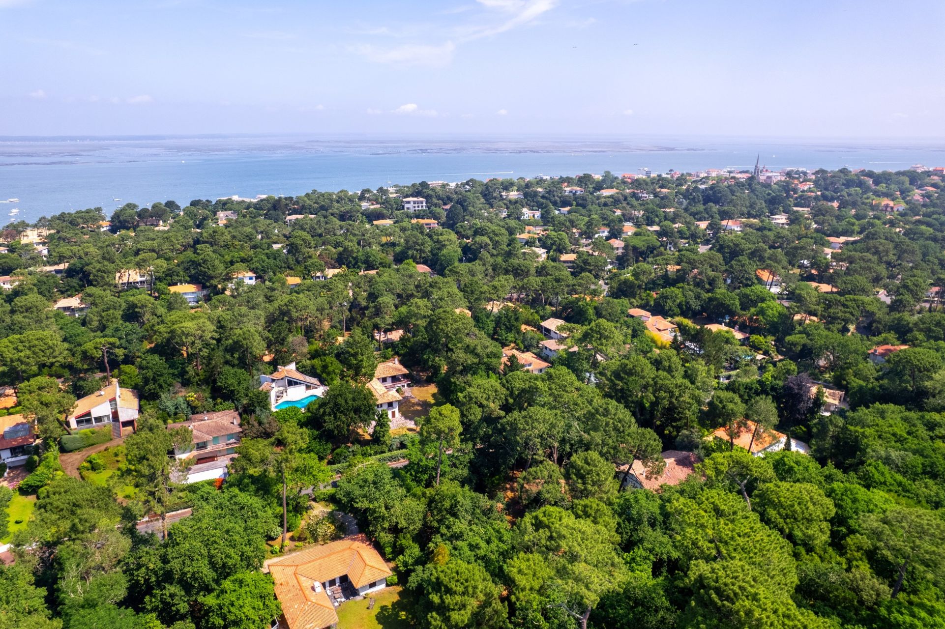 luxury house 5 Rooms for sale on ARCACHON (33120)