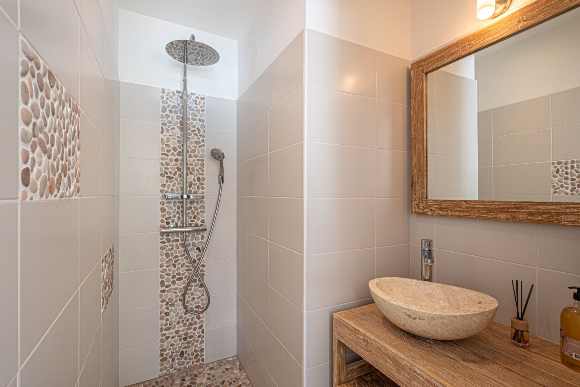 luxury villa 7 Rooms for seasonal rent on SARZEAU (56370)