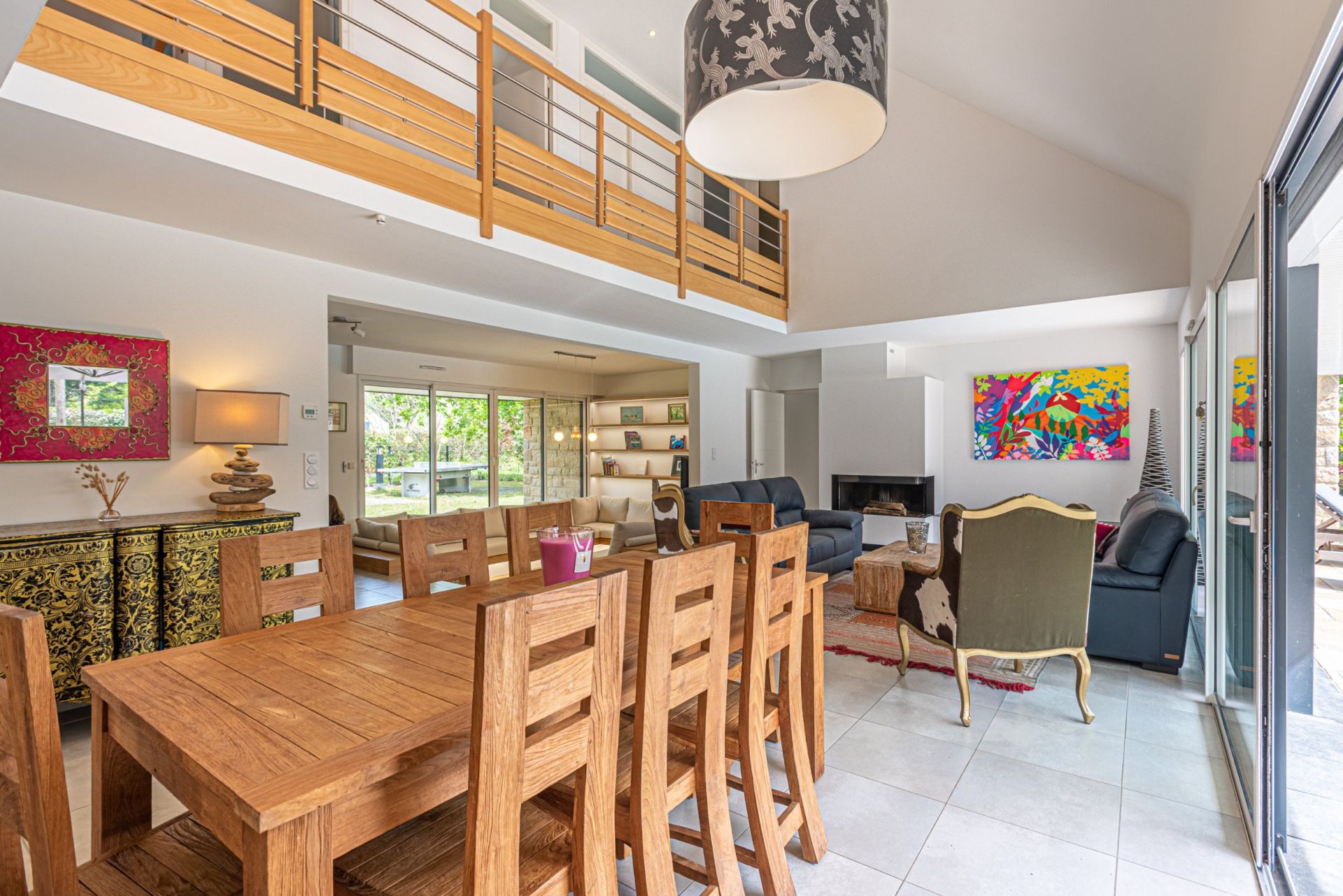 luxury villa 7 Rooms for seasonal rent on SARZEAU (56370)