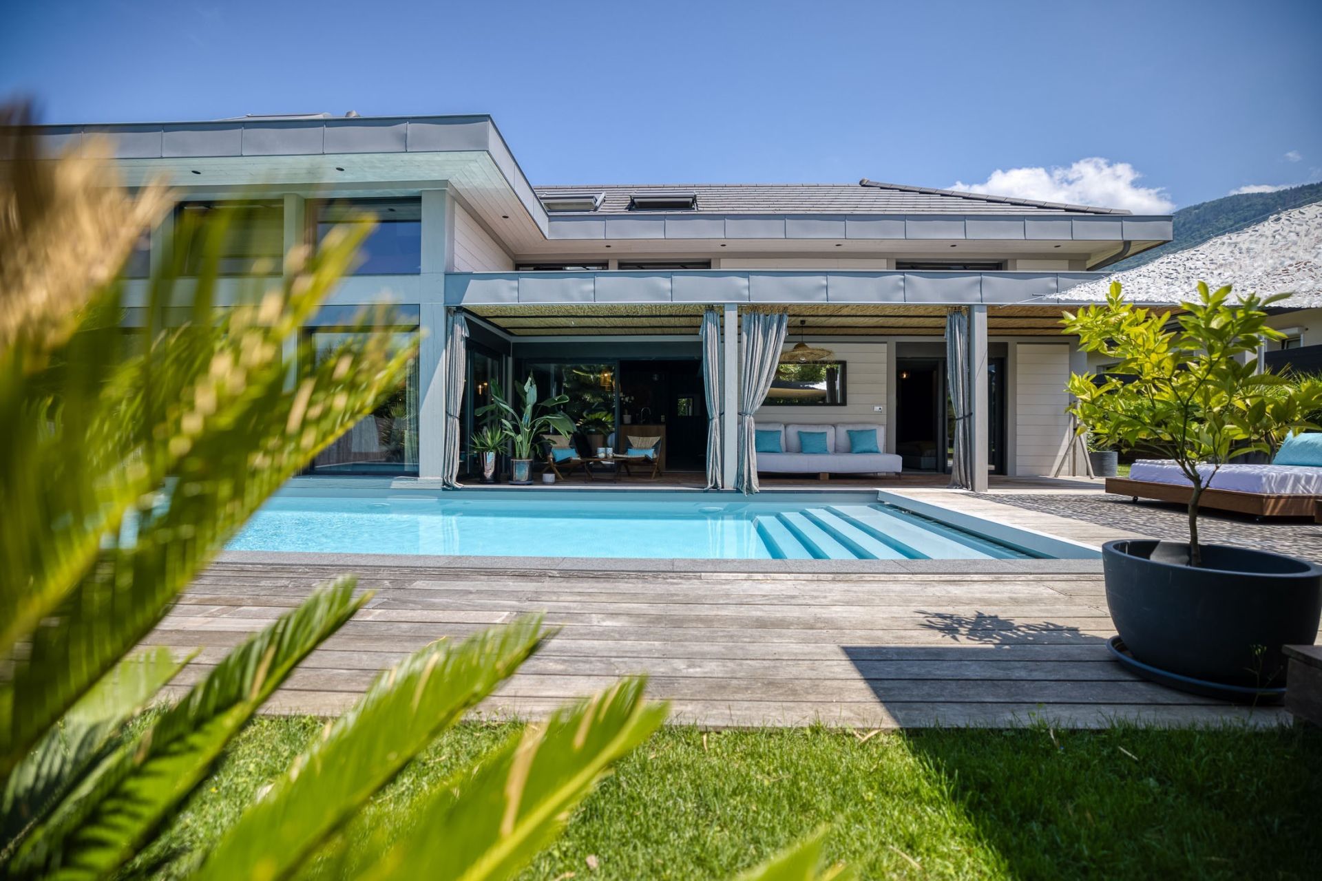 luxury house 12 Rooms for sale on ANNECY LE VIEUX (74940)