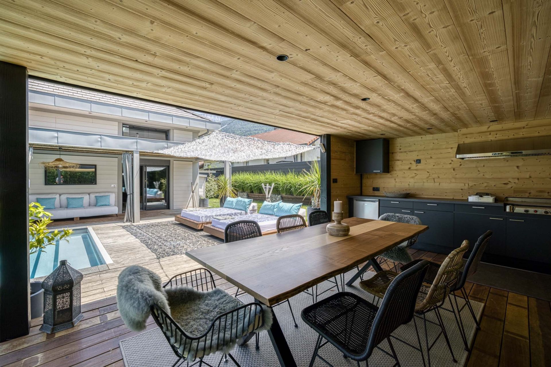 luxury house 12 Rooms for sale on ANNECY LE VIEUX (74940)