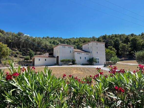 Vente Maison de luxe Narbonne 11 Pièces 366 m²