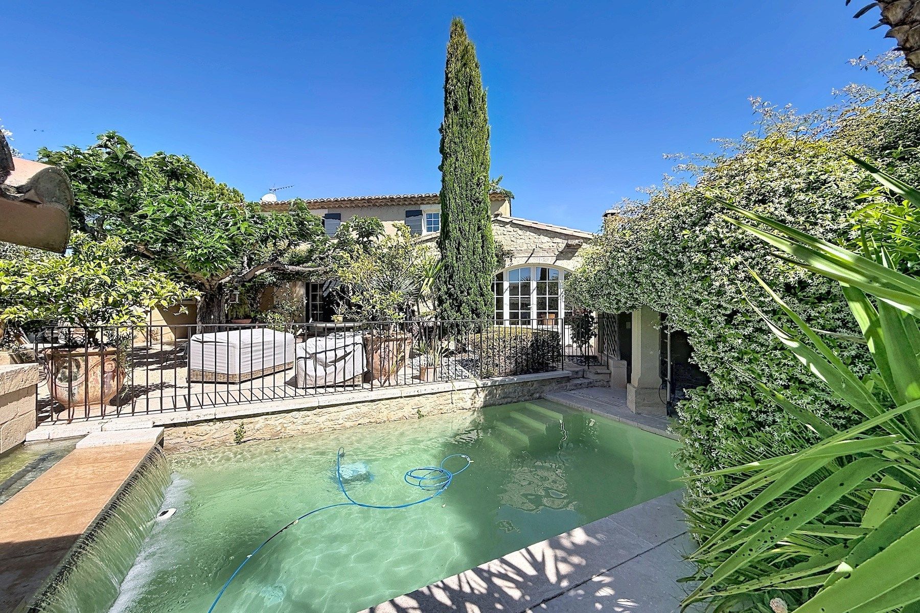 maison provençale de luxe 5 Pièces en vente sur UZES (30700)