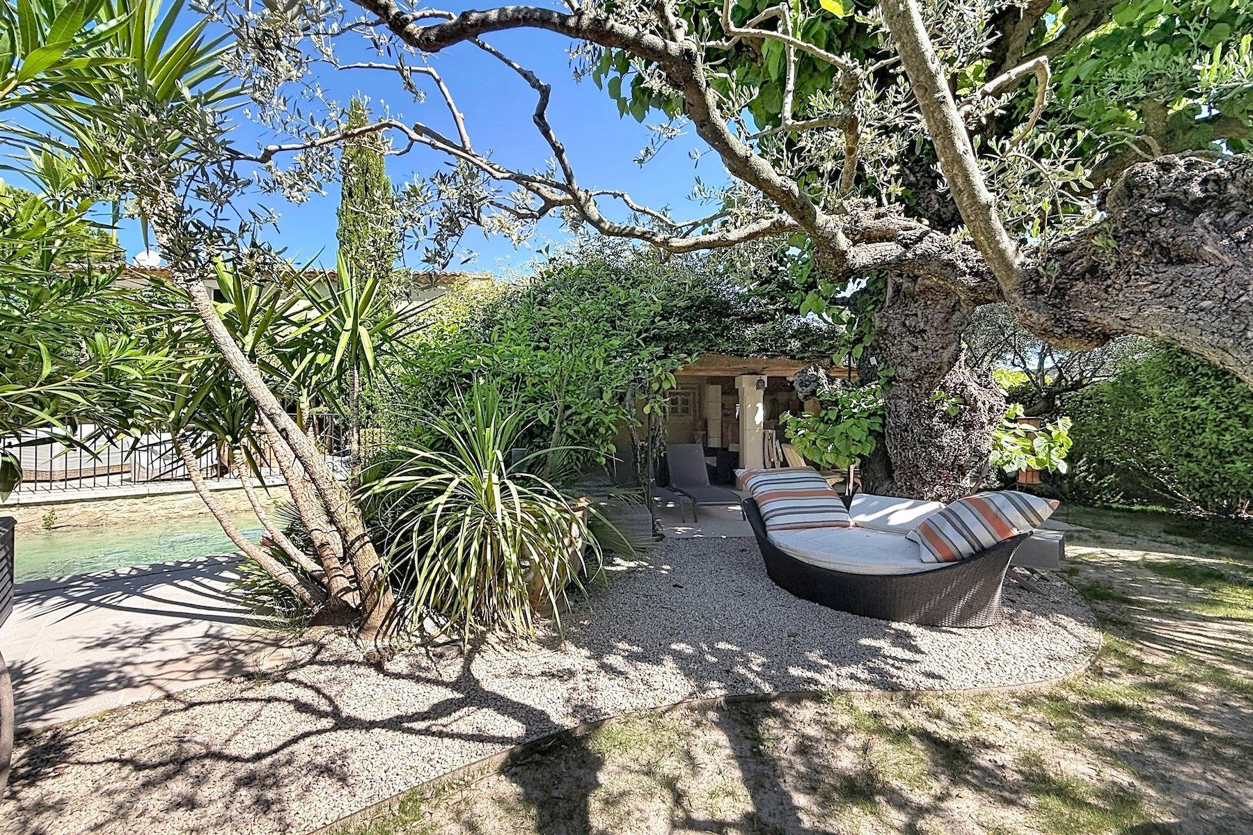 maison provençale de luxe 5 Pièces en vente sur UZES (30700)