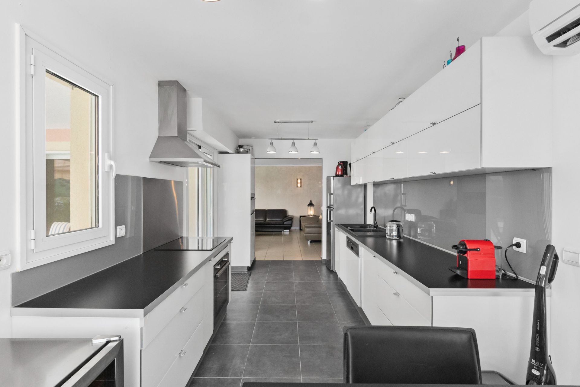 luxury apartment 6 Rooms for sale on MANDELIEU LA NAPOULE (06210)