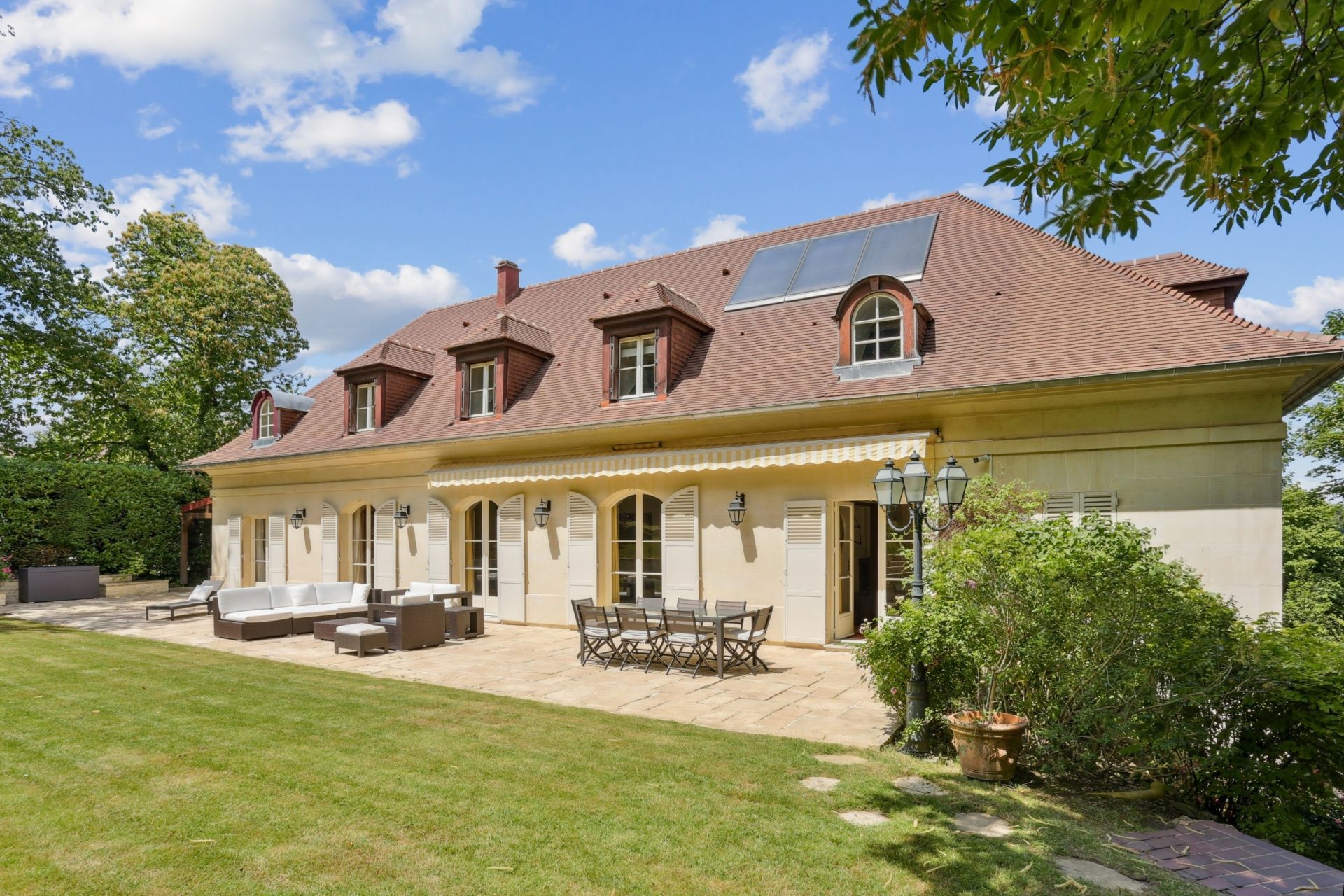 propriété de luxe 14 Pièces en vente sur VILLE D AVRAY (92410)