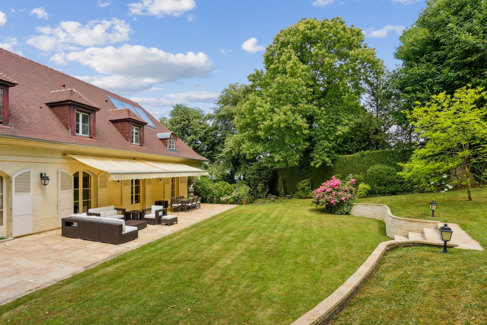 propriété de luxe 14 Pièces en vente sur VILLE D AVRAY (92410)