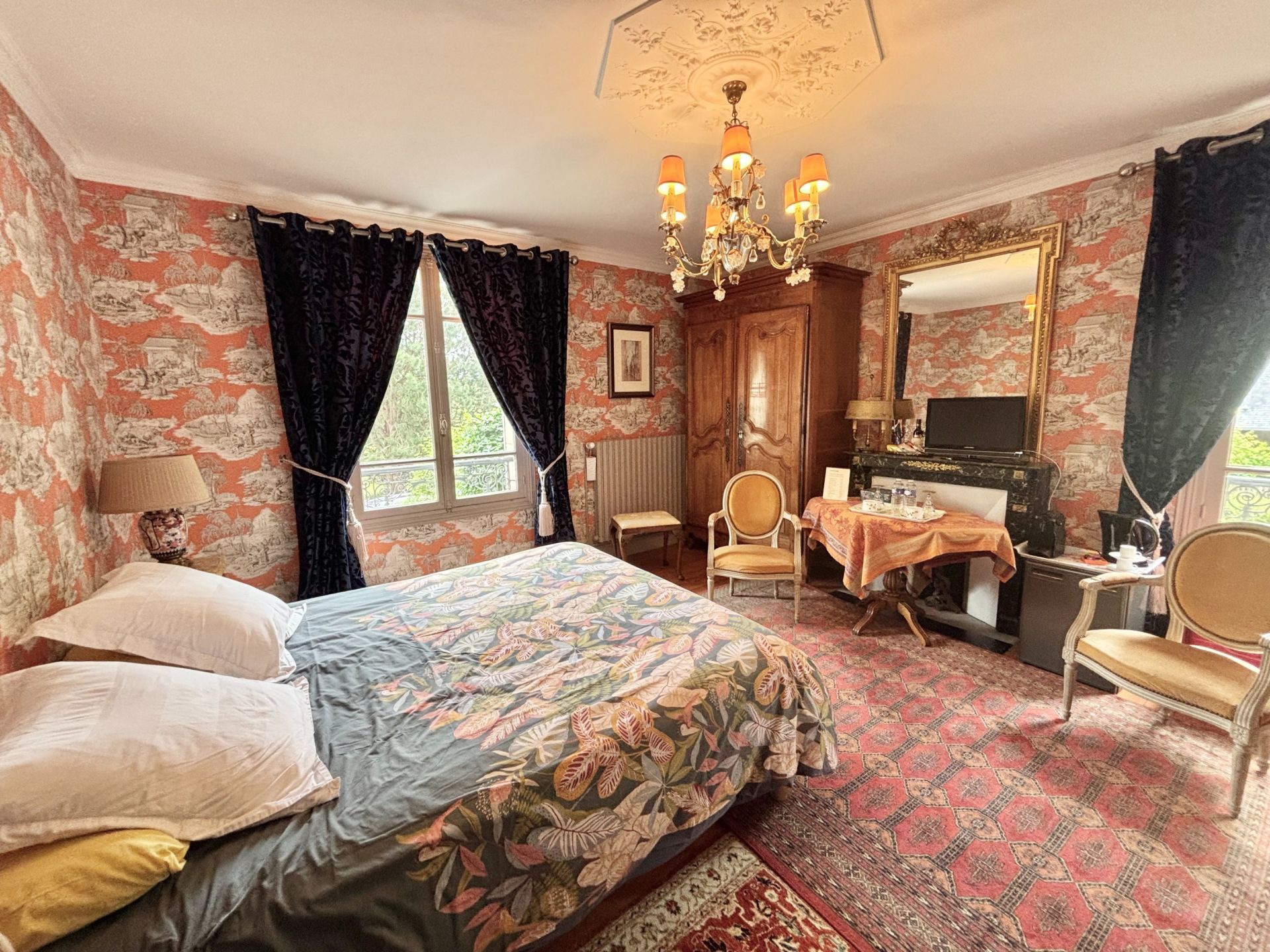 luxury house 12 Rooms for sale on TOURGEVILLE (14800)