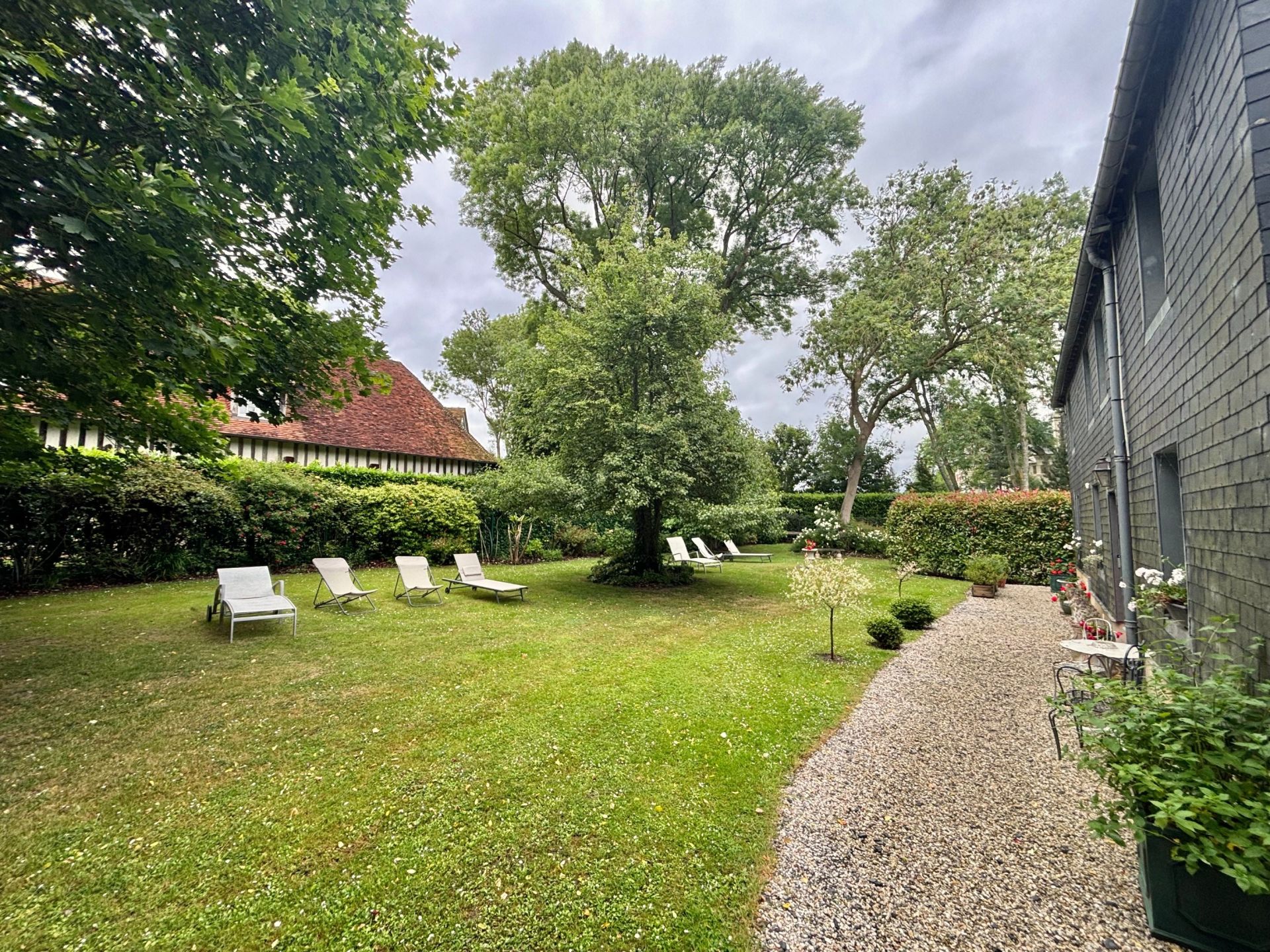 luxury house 12 Rooms for sale on TOURGEVILLE (14800)