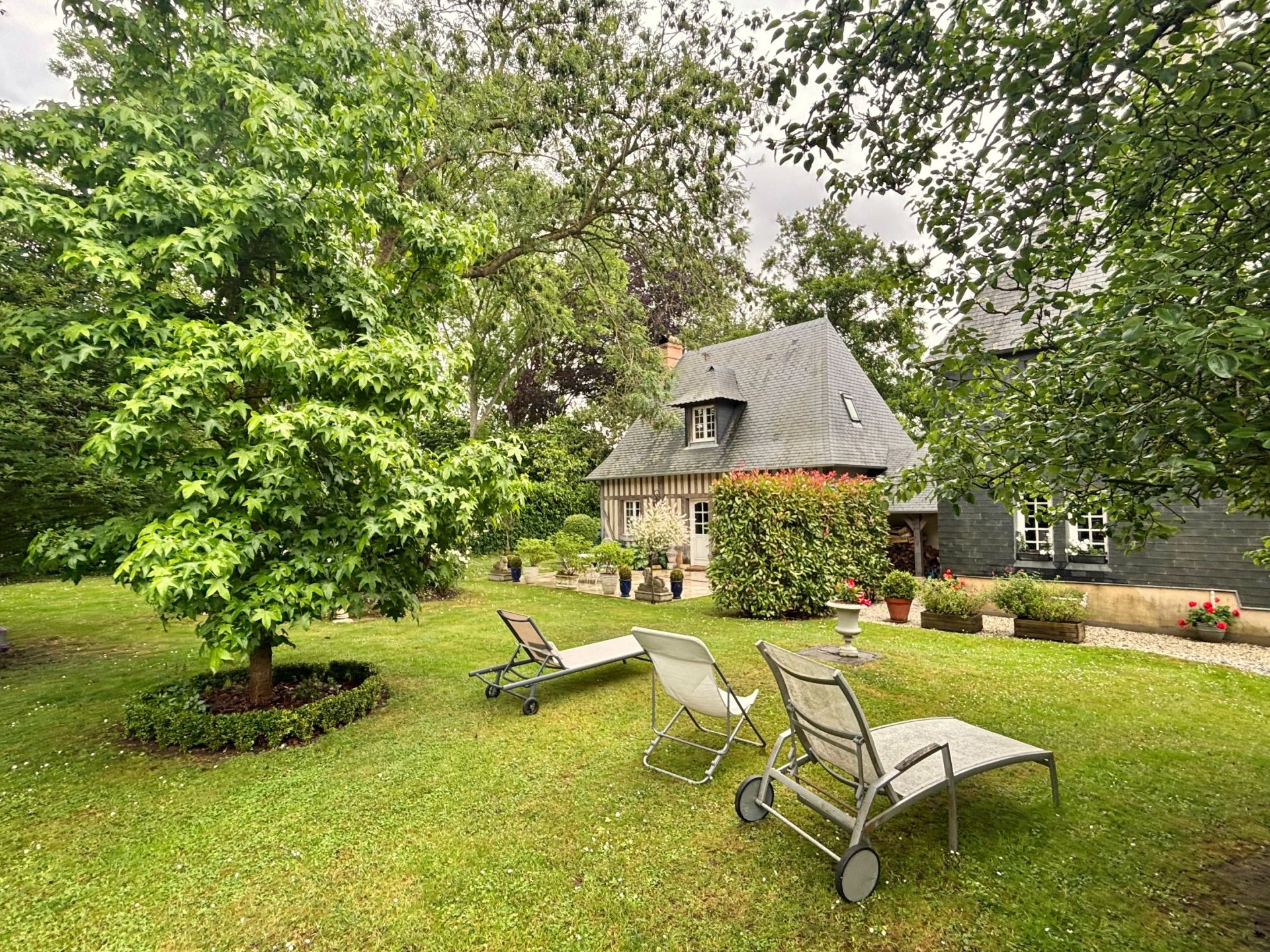 luxury house 12 Rooms for sale on TOURGEVILLE (14800)