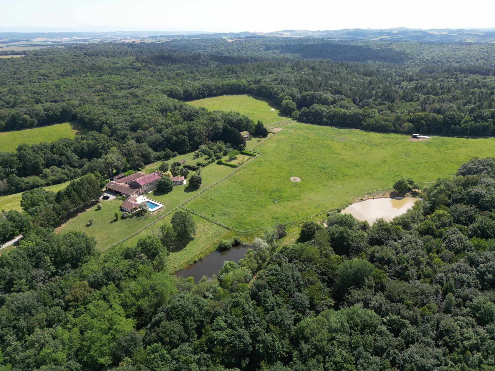 maison de luxe 17 Pièces en vente sur MIREPOIX (09500)