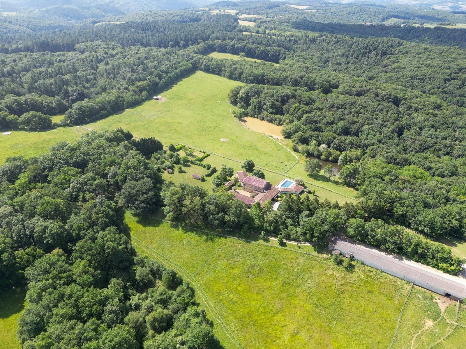 maison de luxe 17 Pièces en vente sur MIREPOIX (09500)