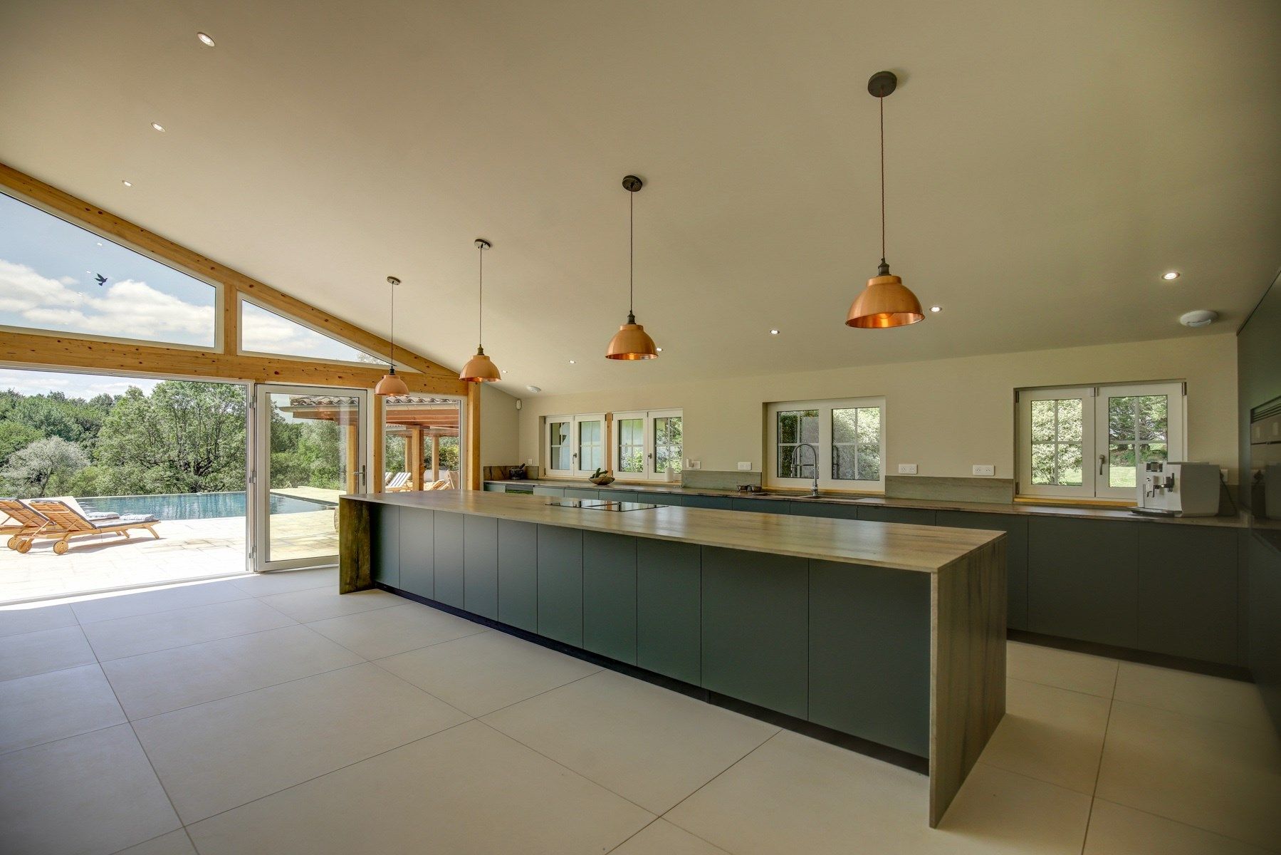 maison de luxe 17 Pièces en vente sur MIREPOIX (09500)