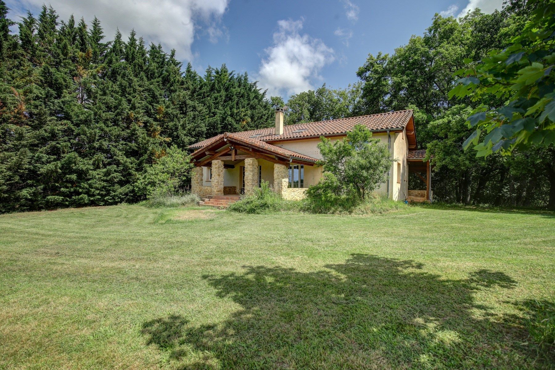 maison de luxe 17 Pièces en vente sur MIREPOIX (09500)